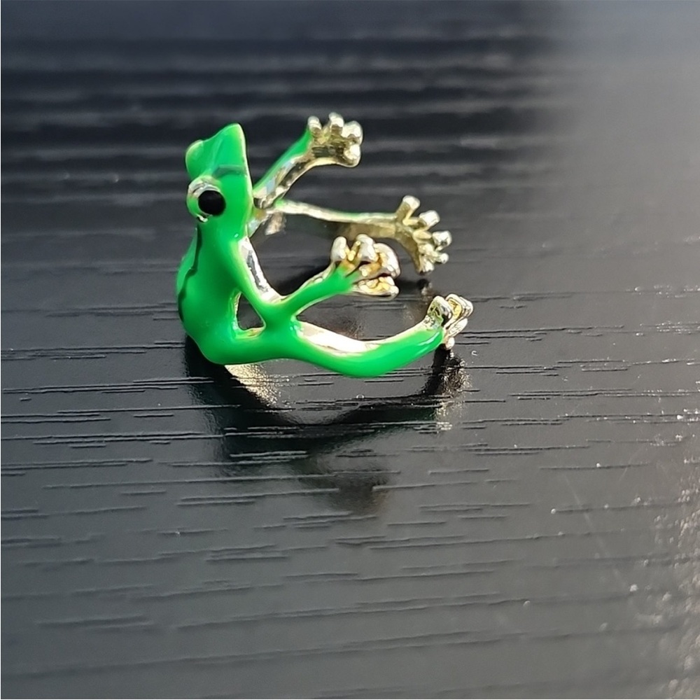 Green Frog Adjustable Ring